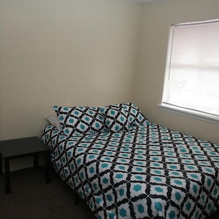 2 Bed/ 1 Bath Next To Ft. Sill Appartement Lawton Buitenkant foto