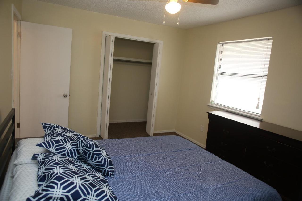 2 Bed/ 1 Bath Next To Ft. Sill Appartement Lawton Buitenkant foto